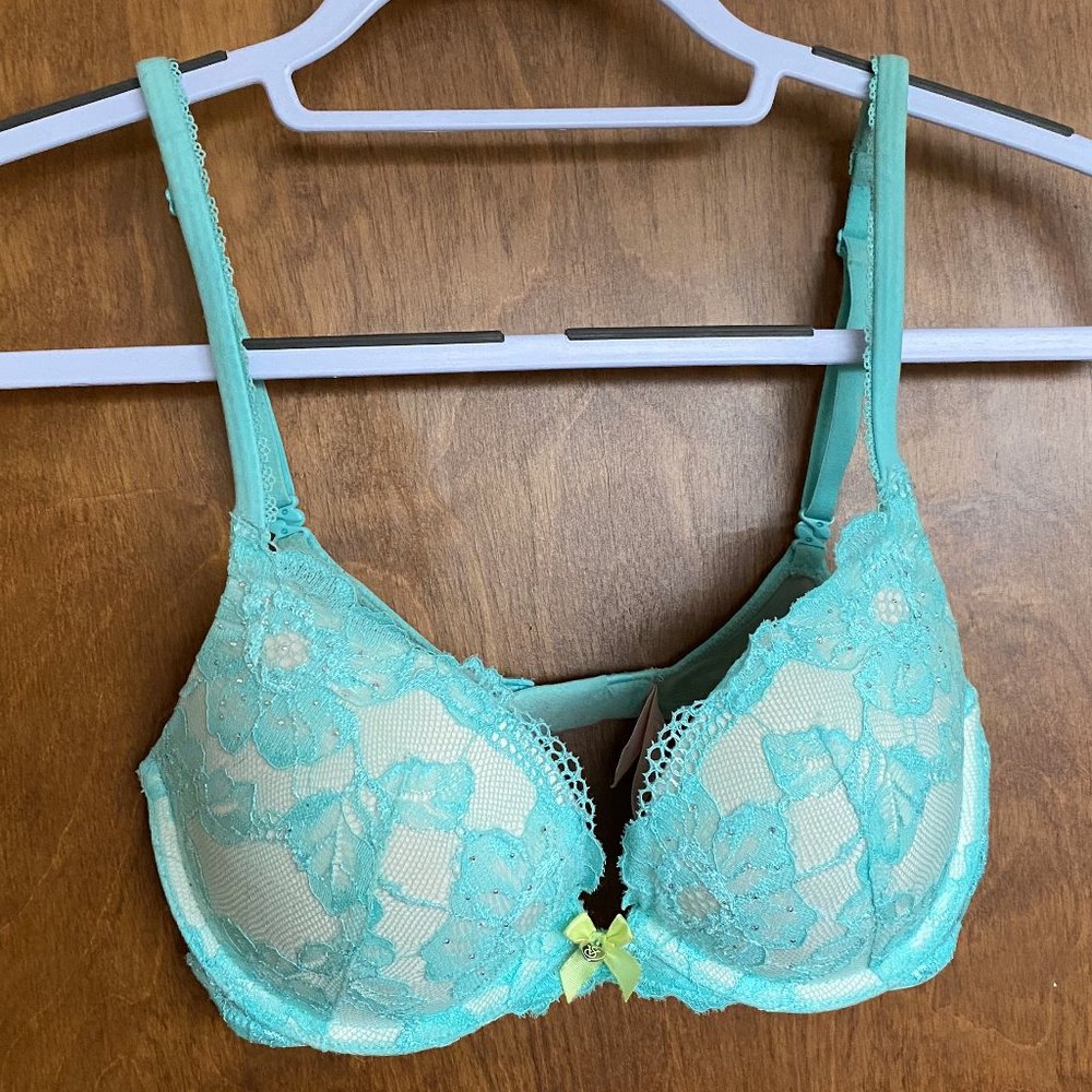 Accepting Offers Donating Soon - VS Push-Up Bra